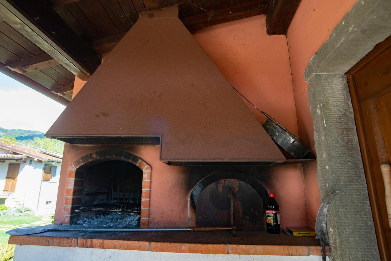 Agriturismo Il Corniolo Кастільйоне-ді-Гарфаньяна Екстер'єр фото