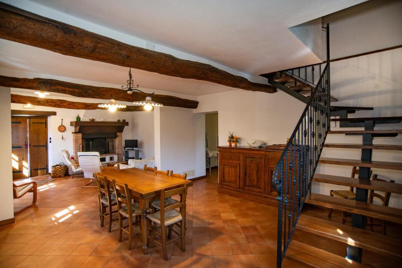 Agriturismo Il Corniolo Кастільйоне-ді-Гарфаньяна Екстер'єр фото