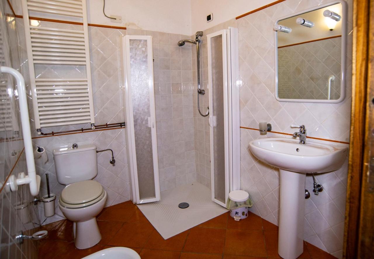 Agriturismo Il Corniolo Кастільйоне-ді-Гарфаньяна Екстер'єр фото