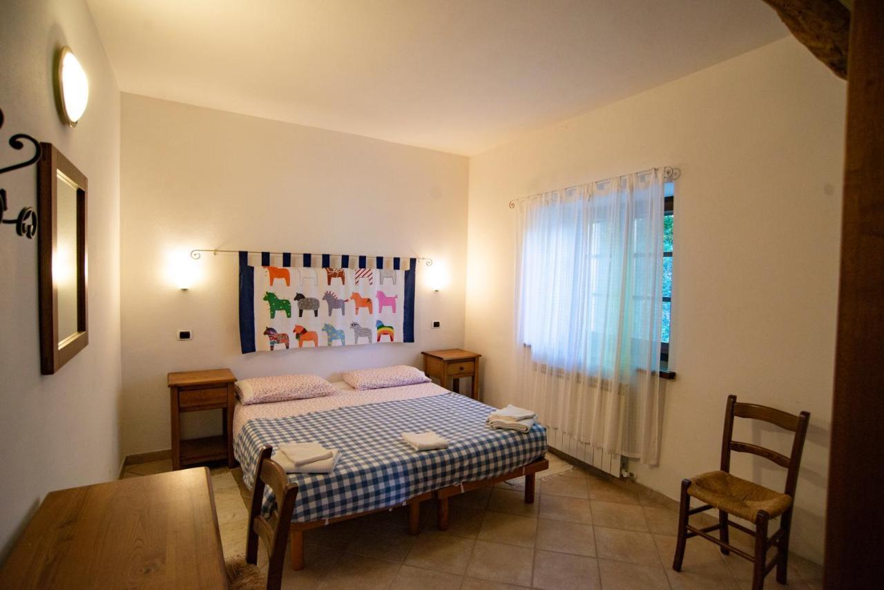 Agriturismo Il Corniolo Кастільйоне-ді-Гарфаньяна Екстер'єр фото