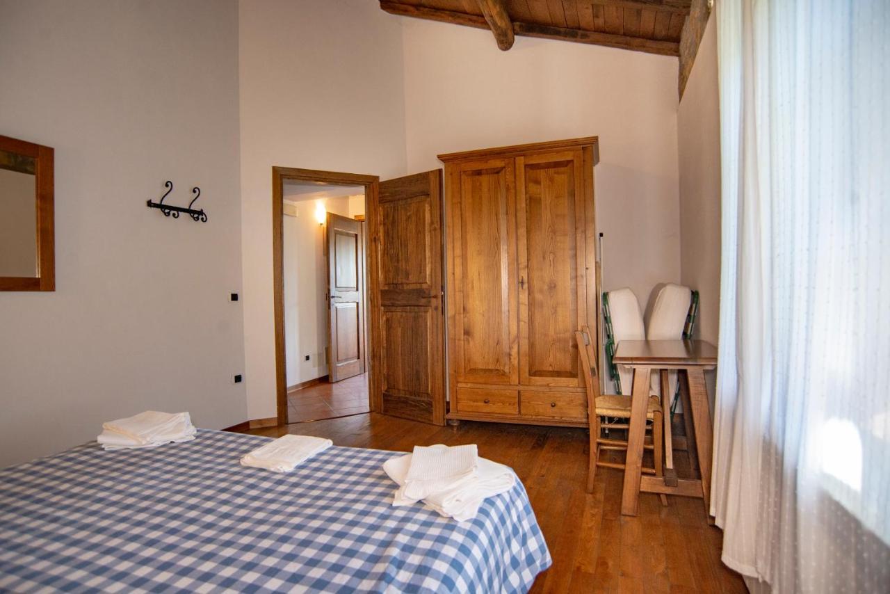 Agriturismo Il Corniolo Кастільйоне-ді-Гарфаньяна Екстер'єр фото