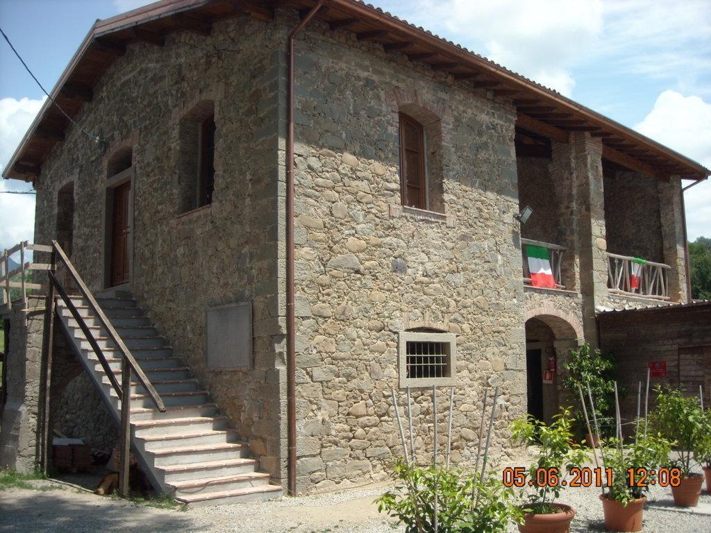Agriturismo Il Corniolo Кастільйоне-ді-Гарфаньяна Екстер'єр фото